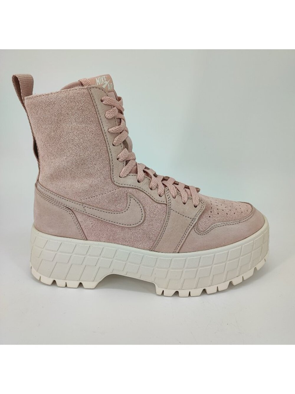 Air Jordan 1 Brooklyn Women’s 10.5 US Boots Suede Pink High FJ5737-601